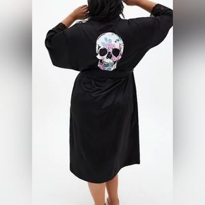 Torrid full long skull robe